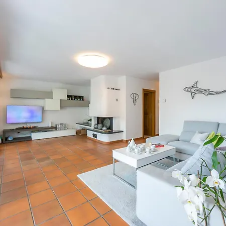 Apartment Deby - Happy Lugano